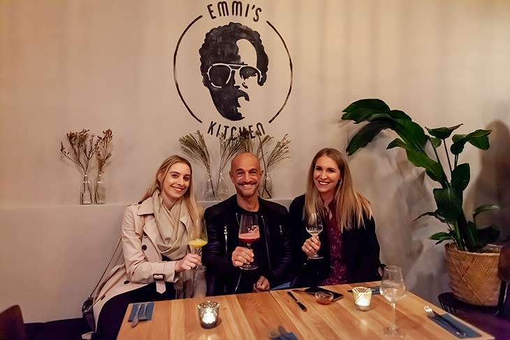 Sandra Apfelbeck, Peyman Amin, Anja von Keyserlingk beim Opening von Emmi's Kitchen in Schwabing ©Foto. Matthias Rüby)